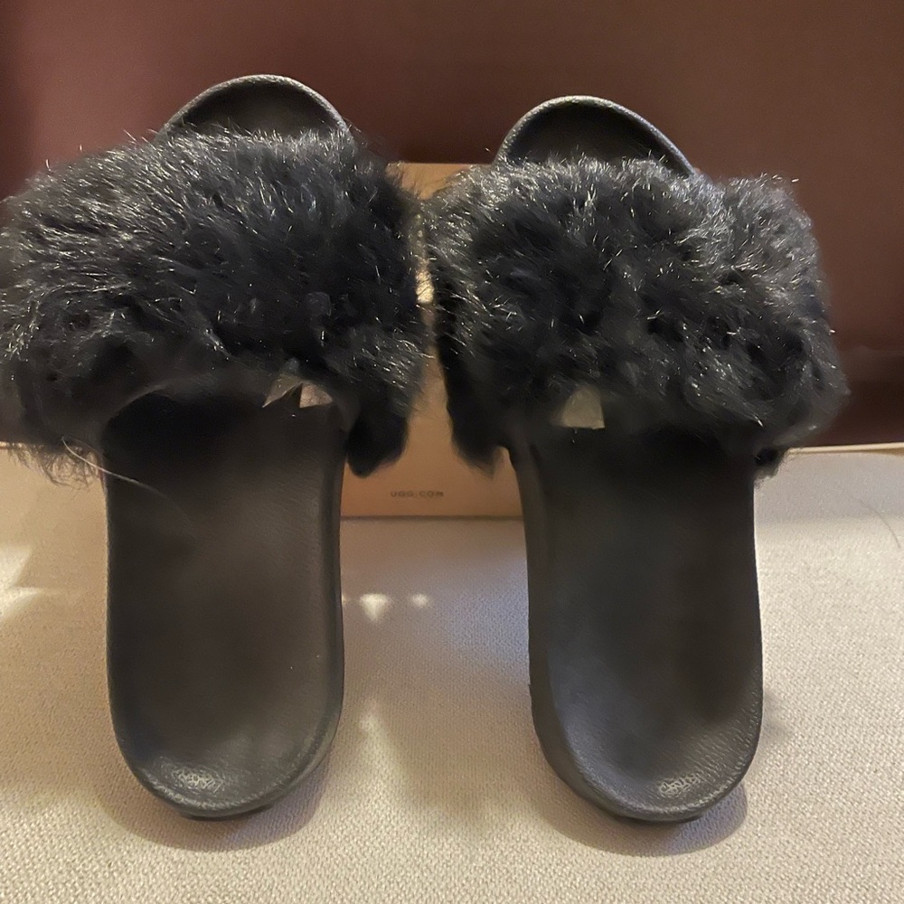 Ugg Black Royale furry sandals - Picture 3 of 5